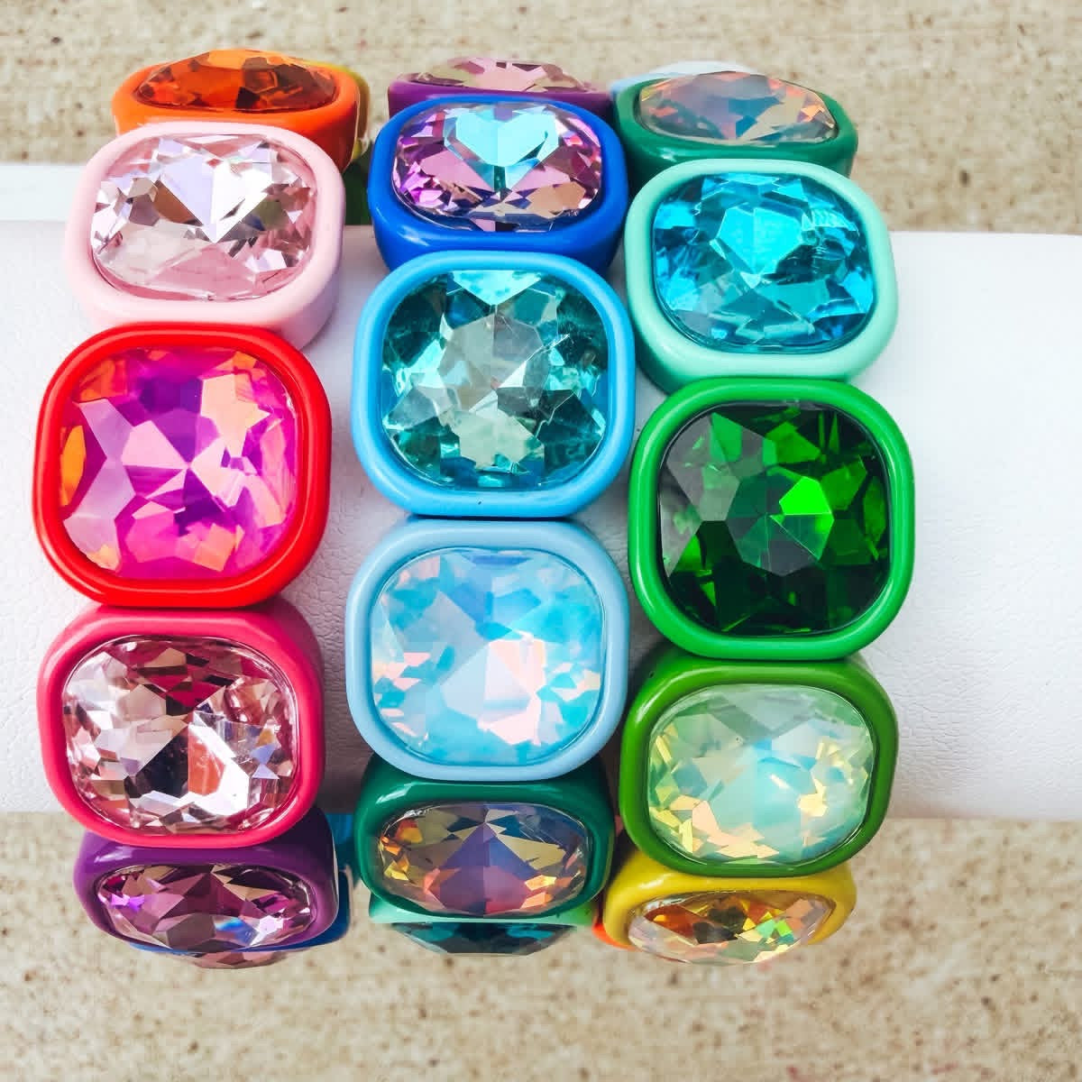 CONFETTI HUE GEM BRACELET