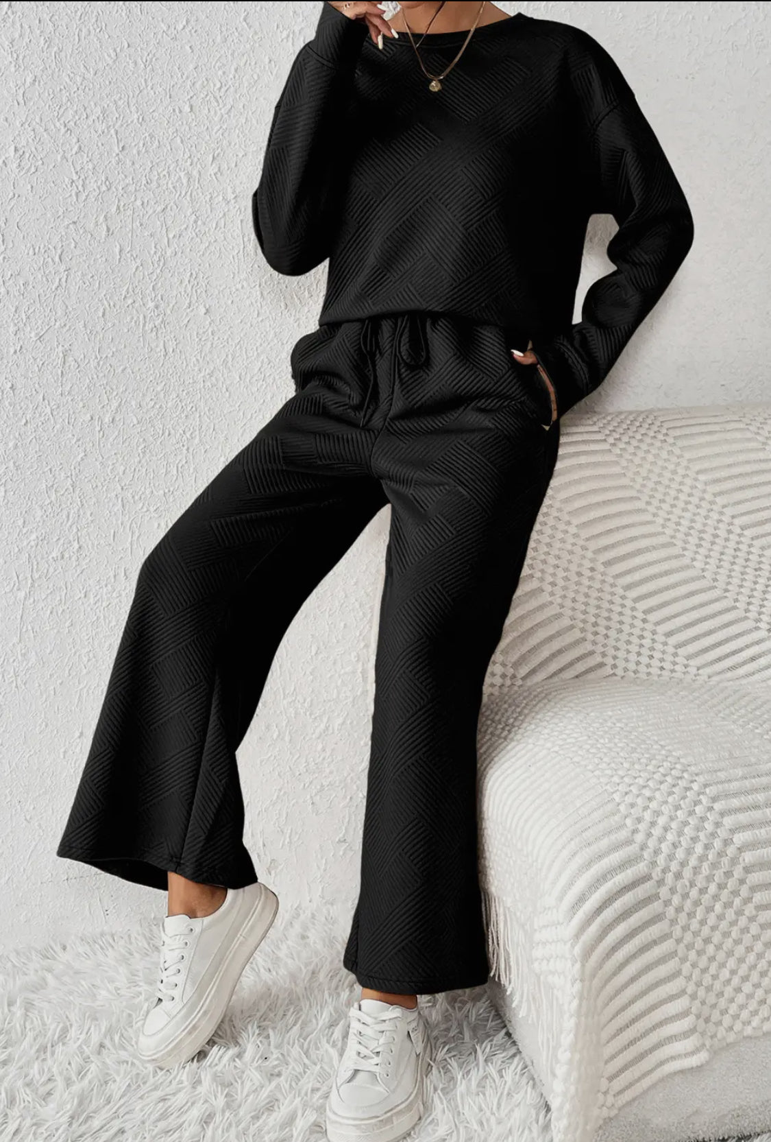 THE LUXE LOUNGE PANT SET