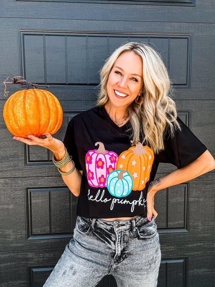 HELLO PUMPKIN GRAPHIC TEE