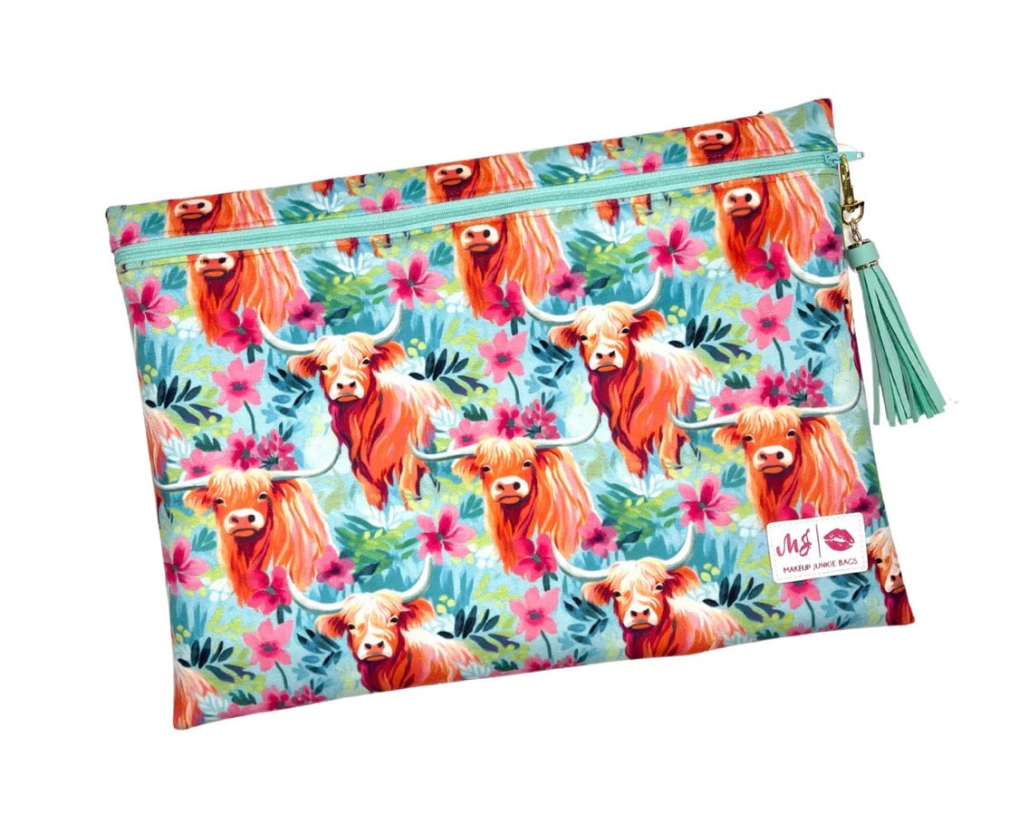 FARMERS DAUGHER MAKEUP JUNKIE BAG