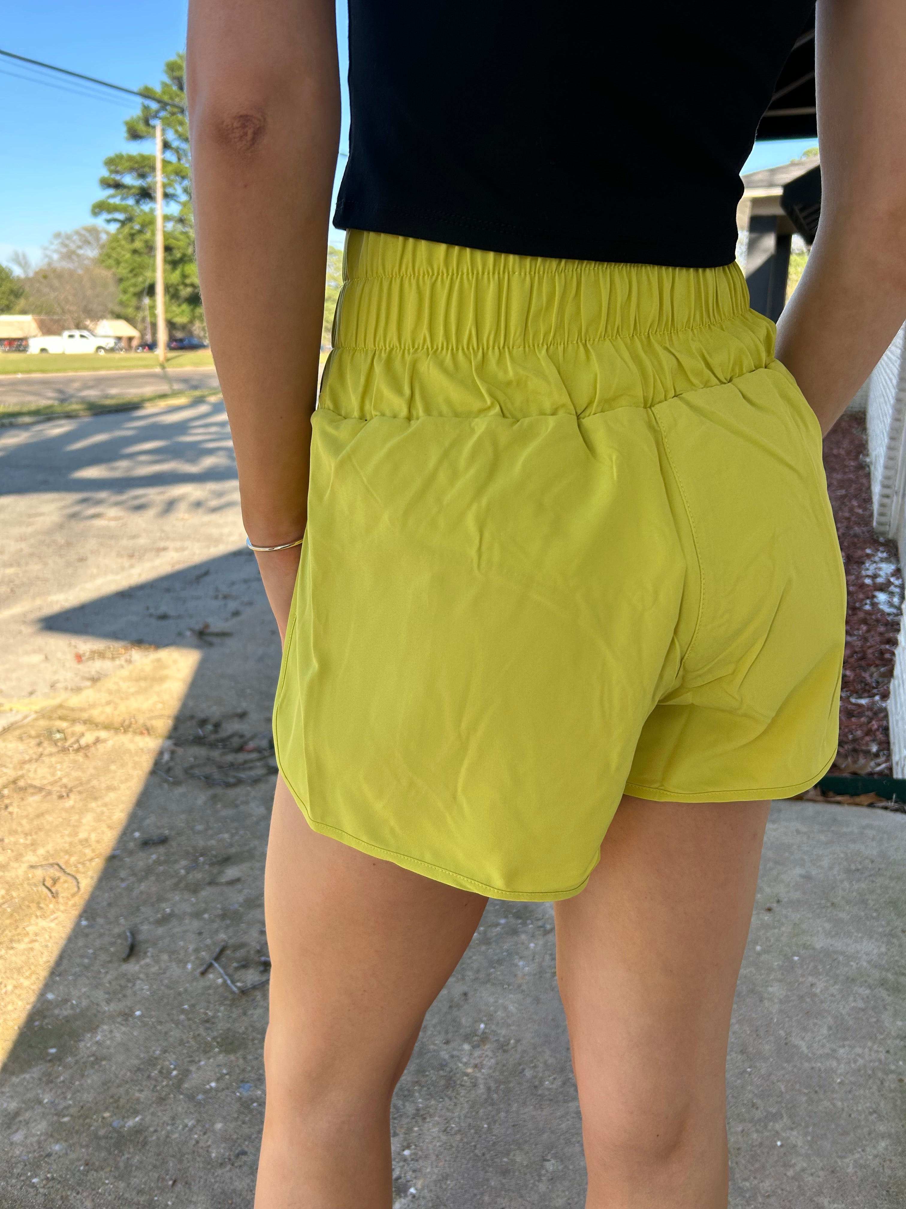 HOTTY ATHLETIC SHORTS - LIME