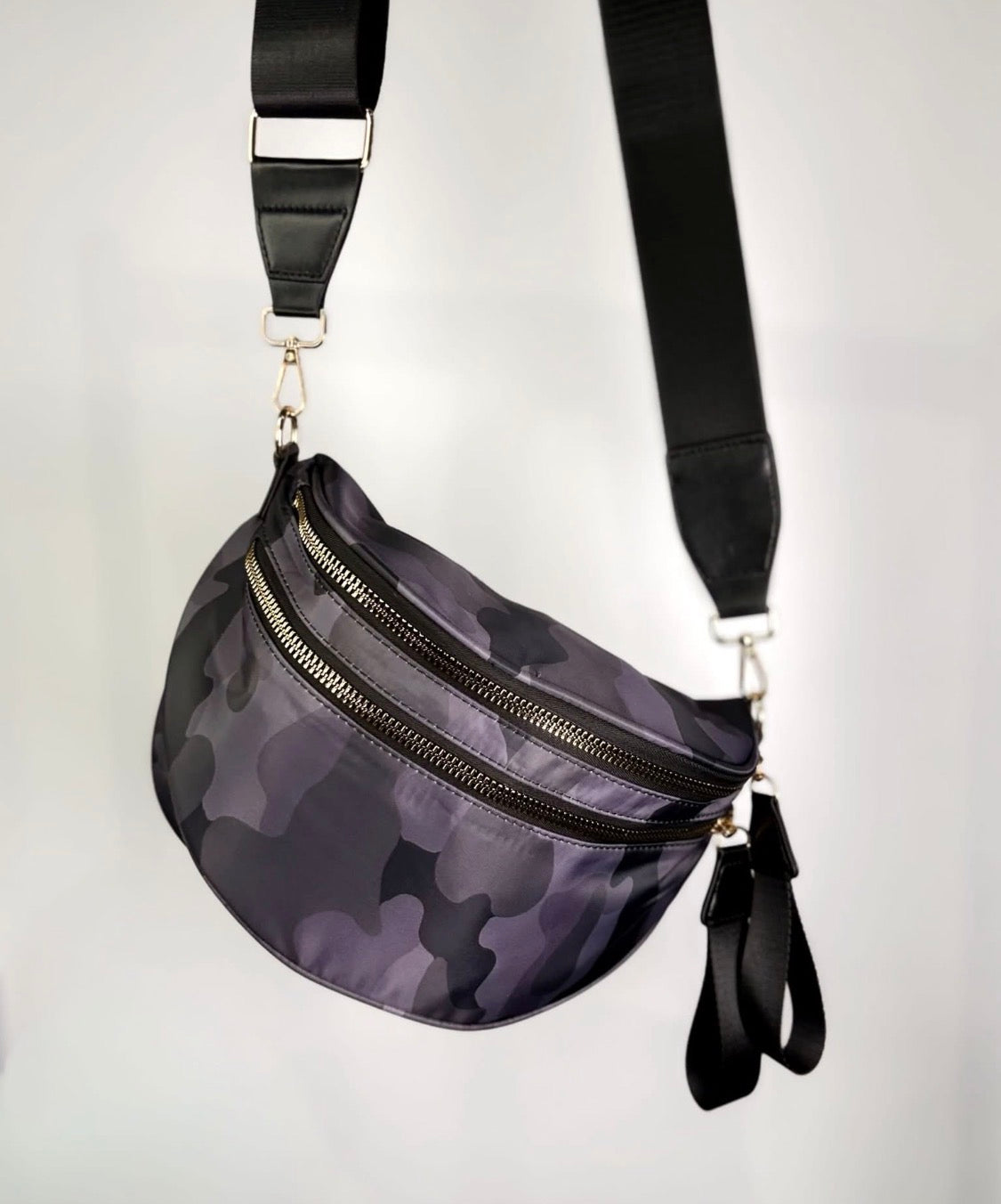 OUT OF POCKET BUM BAG